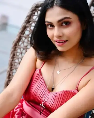 Escort Service Vishnu Nagar
